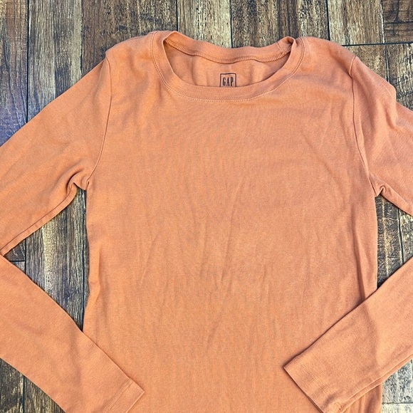 Gap cotton crewneck, long sleeve tshirt M - Picture 3 of 6